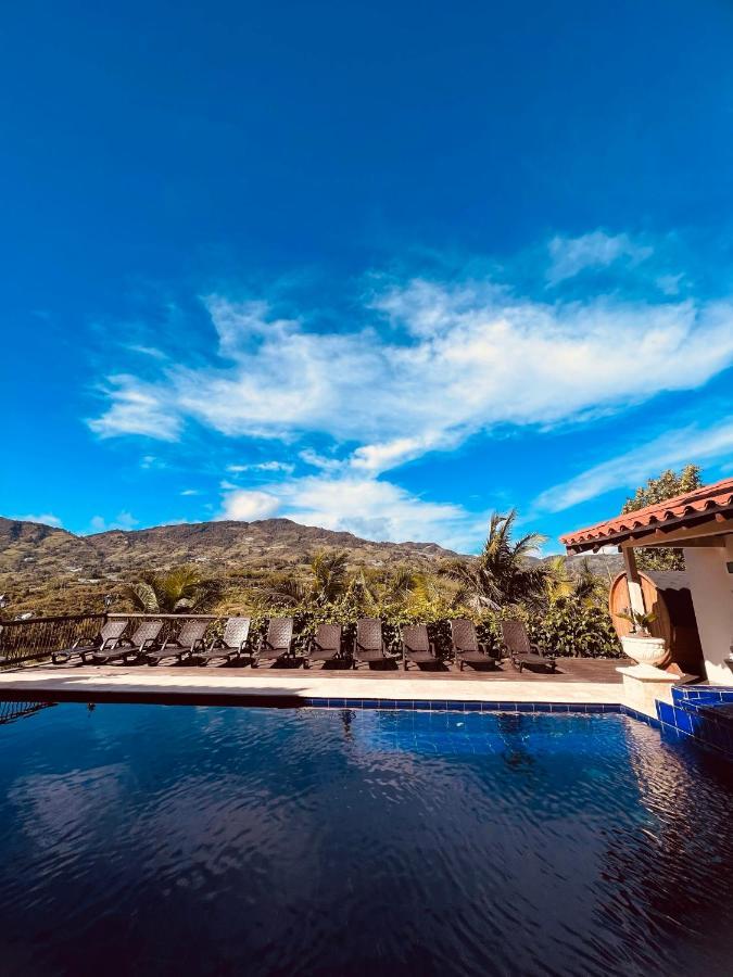 1714 Hotel Boutique Guatape Exterior photo